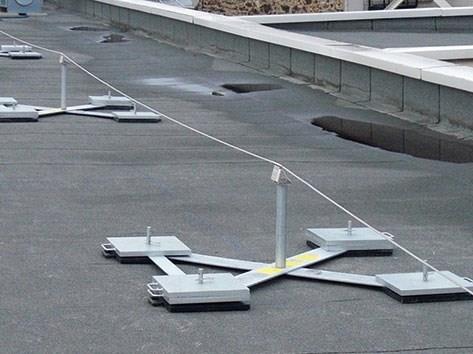 配重塊錨固水平生命線系統